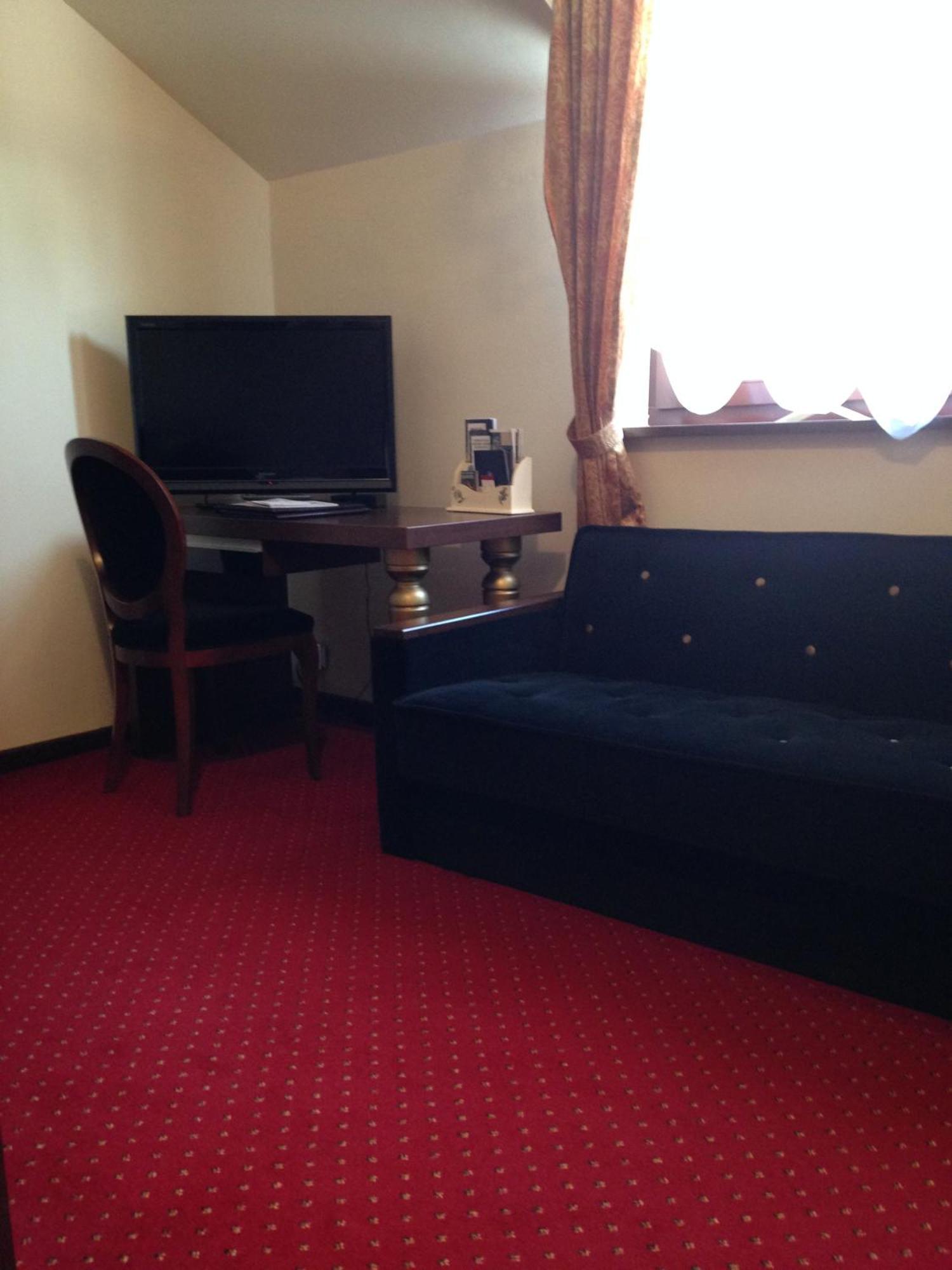 Dwor Kombornia Hotel&Spa Chambre photo